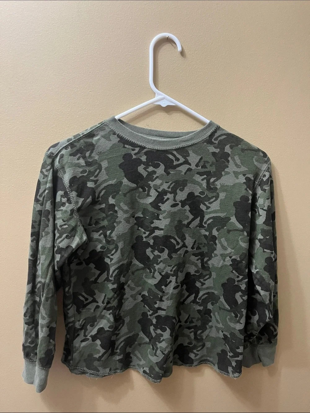 GAP Green and Black Camo Sports Long Sleeve Tee